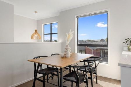 Experience contemporary living at 7/37 North Ridge Drive, a stylish near‑new townhouse in the heart of Rototuna North. - Photo 2