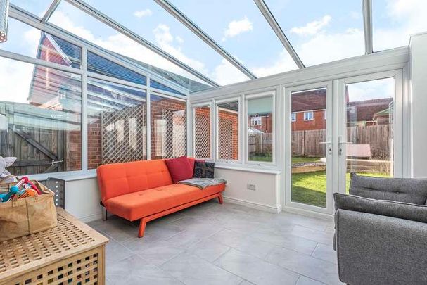 The Bramblings, Amersham, HP6 - Photo 1