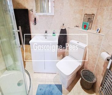 Queens Road, Farnborough - Photo 2