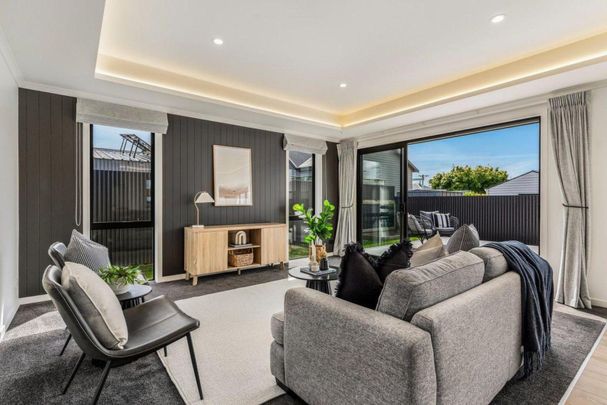 Comfortable Living in Winton - Photo 1