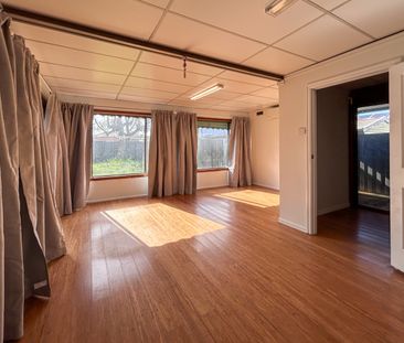 22 Culshaw Avenue, Clayton South VIC 3169 - House For Rent | Domain - Photo 1