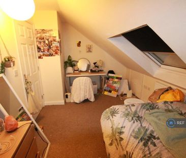6 bedroom terraced house to rent - Photo 2