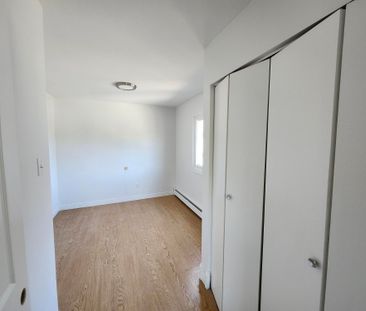 84 Dufferin Avenue - Unit 1 - Photo 2