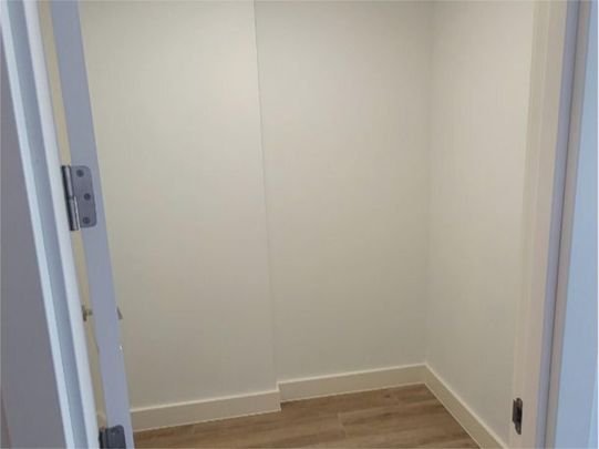 Piso de alquiler en Calle de Galicia, 6, Primera Fase - Nuevo Tres Cantos - Photo 1