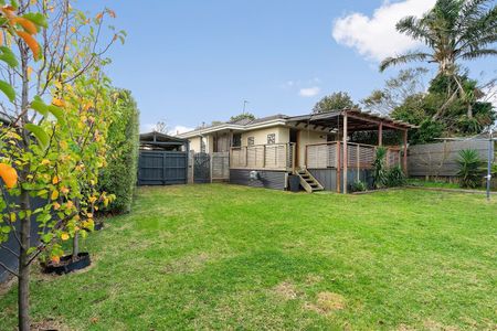 17 Richardson Drive, Mornington - Photo 4