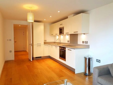 Water Gardens Square - Photo 4