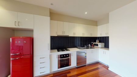 Spacious & Modern One-Bedroom Apartment in Prime Brunswick Location! - Photo 3