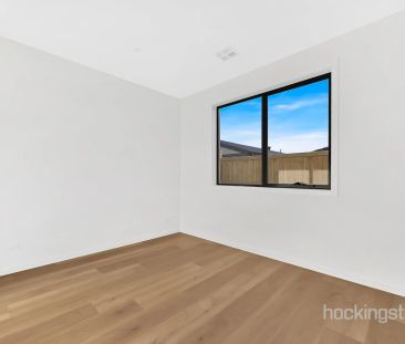 Beautiful Brand New Family Home in Pepper Corn Estate - Photo 3