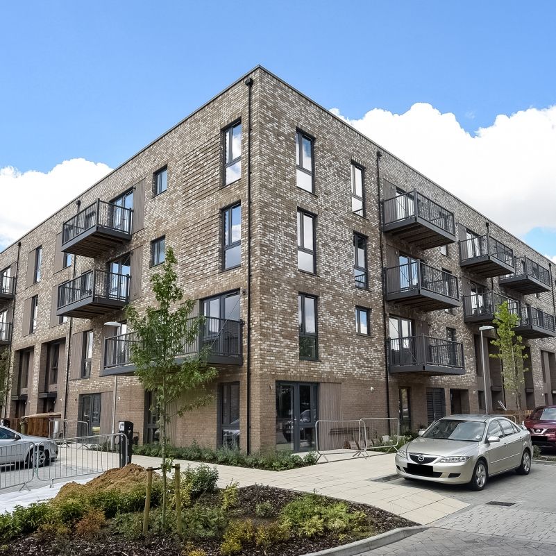 Fisher Close, Surrey Quays, London, SE16 - Photo 1