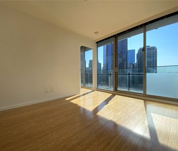 2202/241 City Road - Photo 4