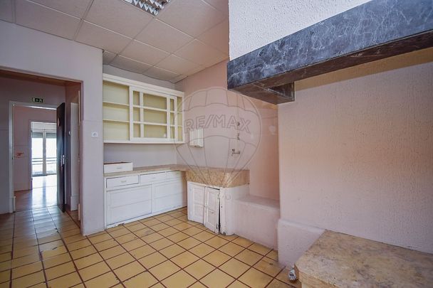 Apartamento T8 em Lisboa - Photo 1