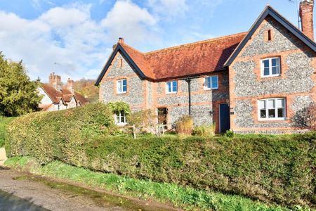 2 bedroom semi-detached house to rent - Photo 3