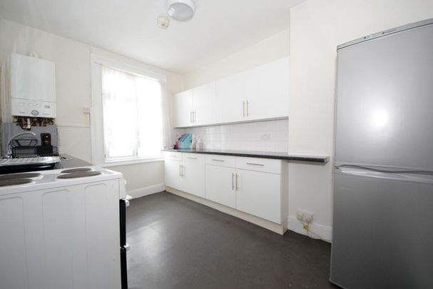 2 bedroom maisonette to rent - Photo 1