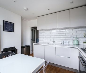 2 bedroom maisonette to rent - Photo 4
