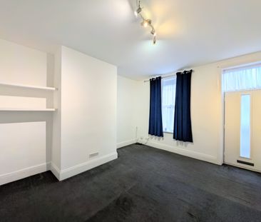 2 bedroom house to rent - Photo 1