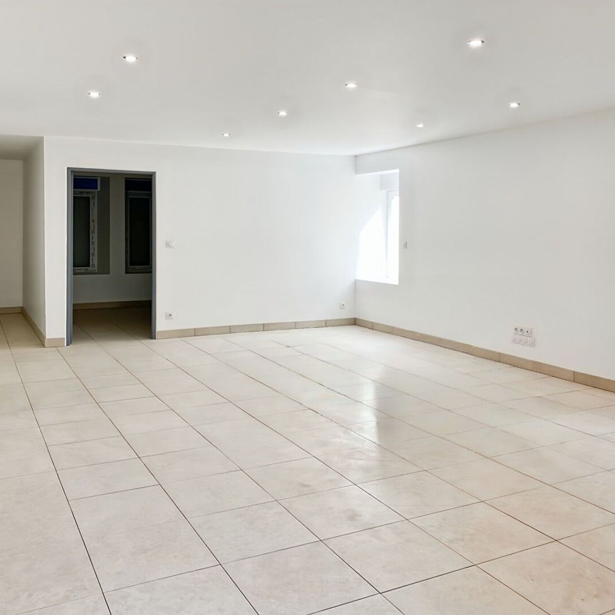 Location Appartement 4 pièces 95m² - Photo 1