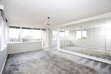 14/5 Denham Street, Hawthorn VIC 3122 - Photo 2