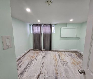 82 Pandora Circle #Basement - Photo 4