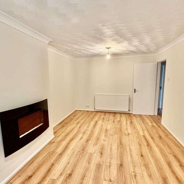 Roper Walk, Dudley, DY3 - Photo 1