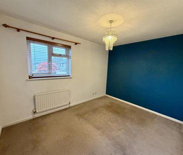 2 bedroom semi-detached house to rent - Photo 3