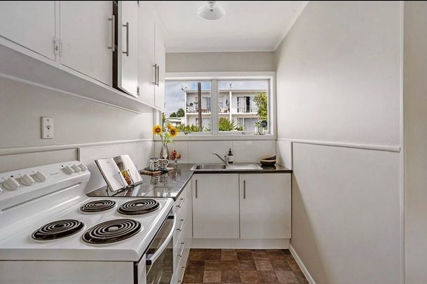 2 Bedroom Unit - Photo 1