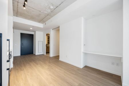 For Lease - 689 The Queensway Street Unit# 219, Toronto, Ontario - Photo 5
