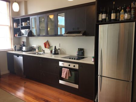 Welcome to apartment 12 in Pohara Apartments. - Photo 4