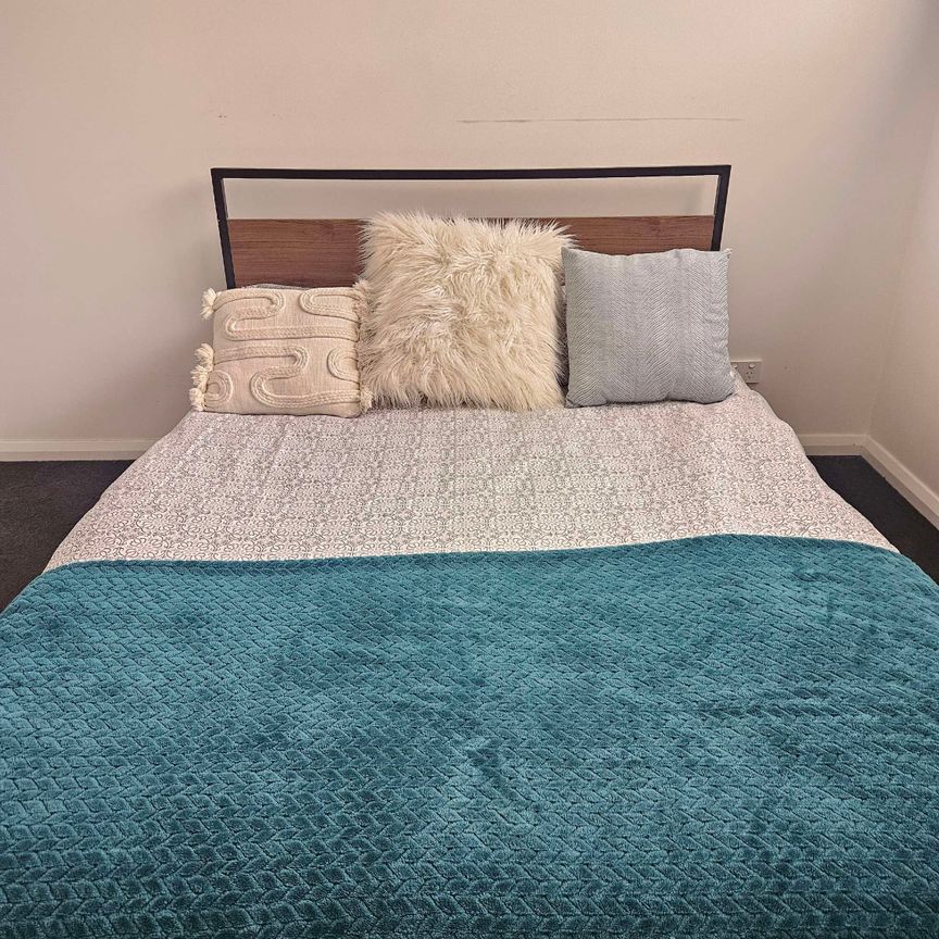 Airport West - Photo 1