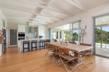 44 The Circle, Bilgola Plateau NSW 2107 - House For Rent | Domain - Photo 4