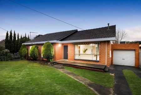 8 Berkley Avenue, Heidelberg VIC 3084 - Photo 4