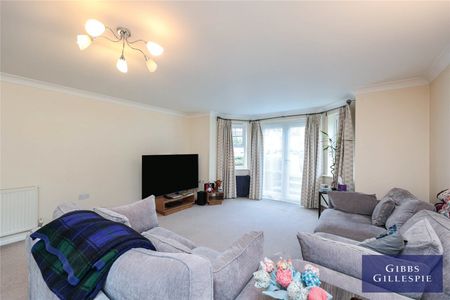 Cherry Tree House, 6 Wood Lane, Ruislip, HA4 6EX - Photo 4
