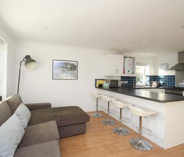 2 bedroom flat to rent - Photo 6