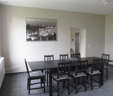 Appartement te huur - Foto 2