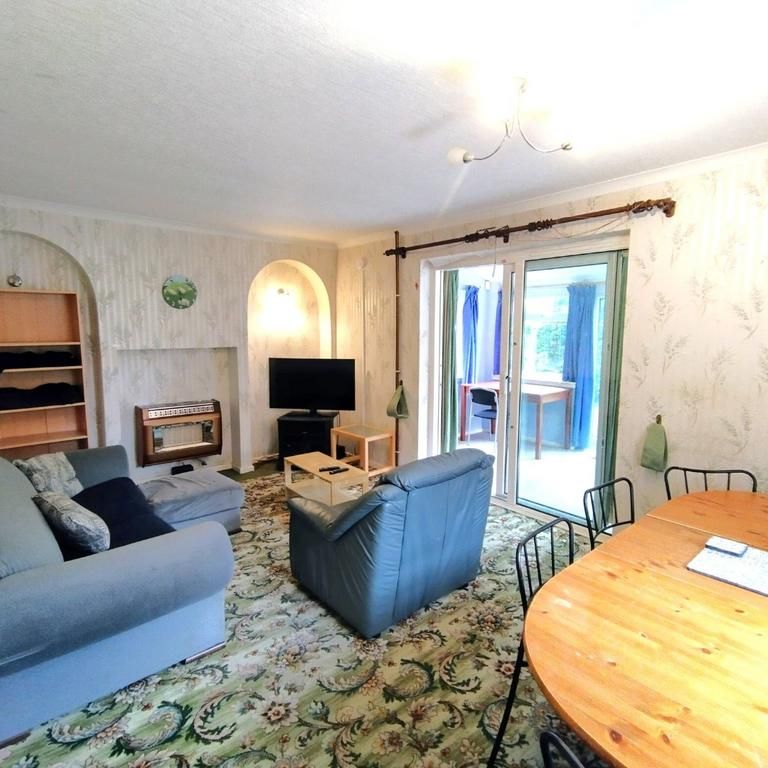 3 bedroom house to rent - Photo 1