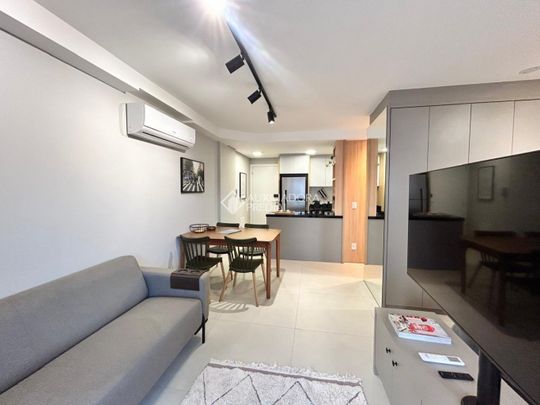 Apartamento com 1 quarto e 42m² para alugar em Estreito, Florianópolis. - Foto 1