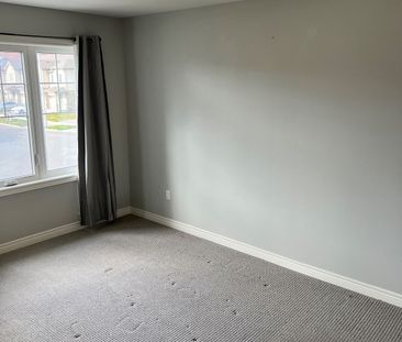 For Lease - 36 Damude Avenue, Thorold, Ontario - Photo 3