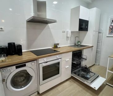 Studio for rent in Ventas with all bills included - Photo 2