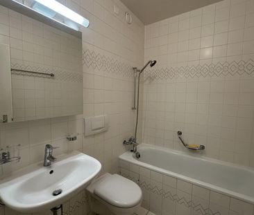 Beautiful 5-room apartment in Champel - Photo 2