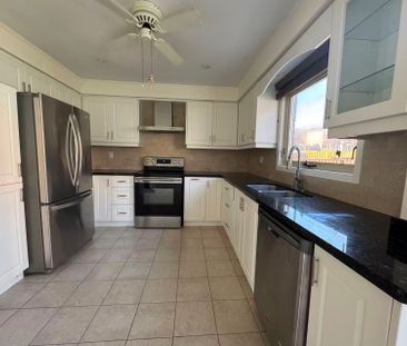 For Lease - 4255 Wakefield Crescent, Mississauga, Ontario - Photo 5