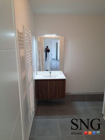 T3 AVEC BALCON + PARKING - Photo 3