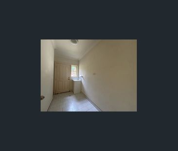 Ideal Family Home in Prime Location - Photo 3