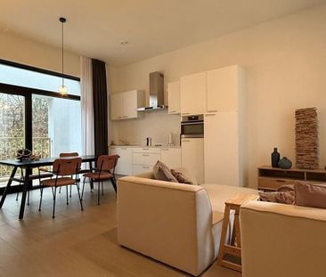 Woning te huur in Antwerpen voor € 1.250 met 2 slaapkamers - Foto 3