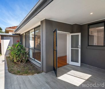 Family Home in Fantastic Location - Photo 5