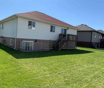 For Lease - 4537 FONTANA Avenue Unit# LOWER, Windsor, Ontario - Photo 3