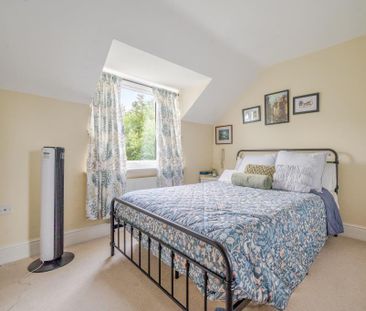 5 bedroom terraced house to rent - Photo 3