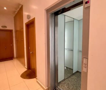 Apartamento de alquiler en Rúa de Sánchez Freire, Conxo - Photo 1