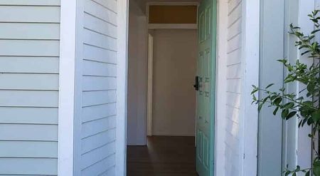 Newly Renovated Family Home in Central Paraparaumu - Photo 3