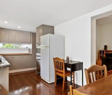 Unit 3/82 Linton Street, Kangaroo Point. - Photo 2