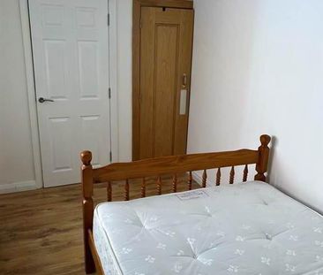 University Avenue, 127 Queens Quarter, Belfast, BT7 - Photo 2