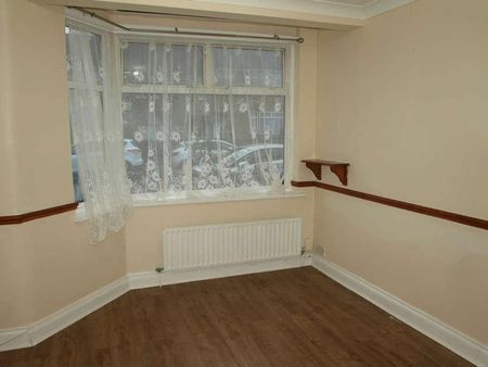 Wealdstone, HA3 - Photo 2